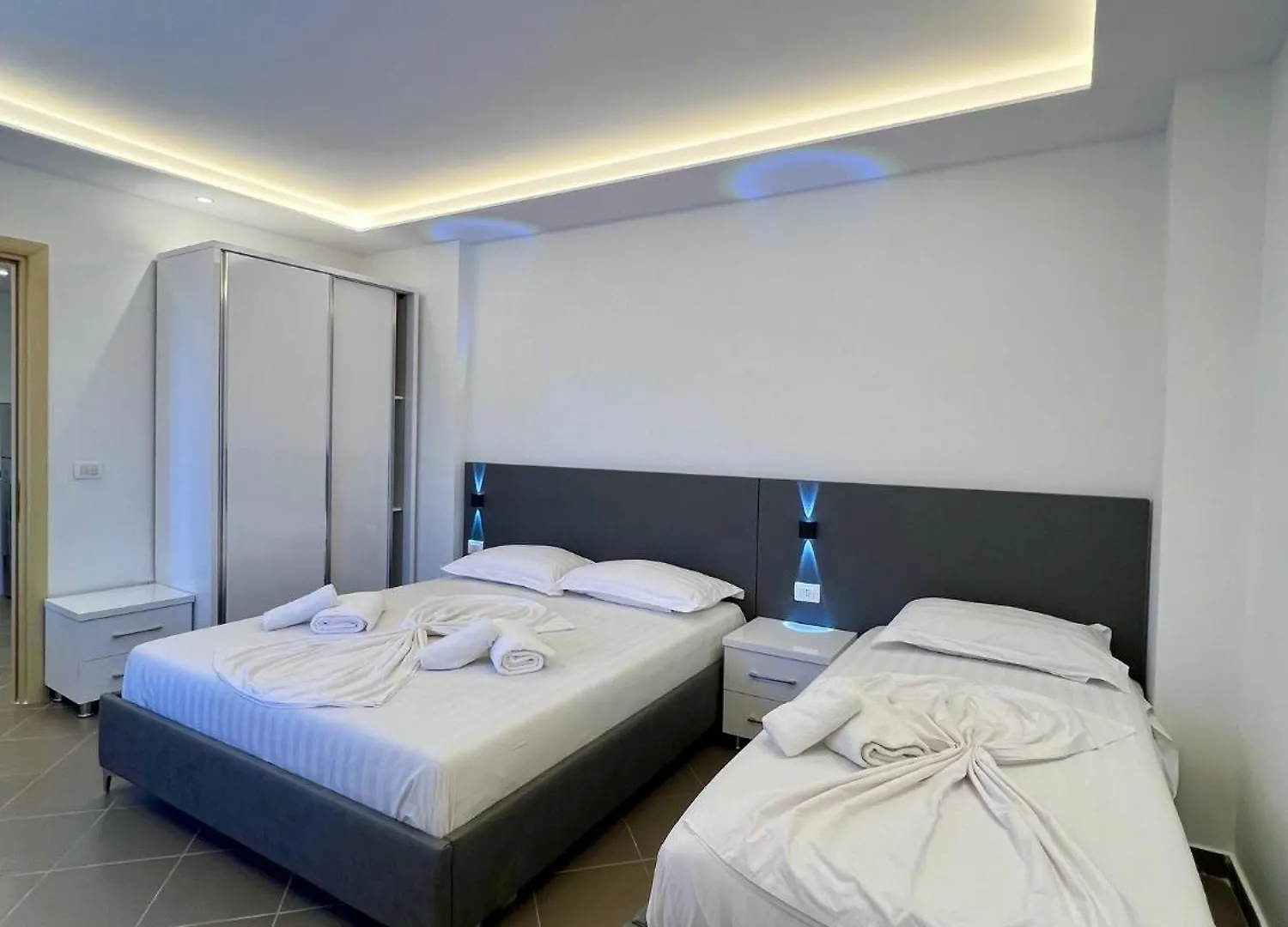 Best Summer Apartment Palace 골렘 0*,